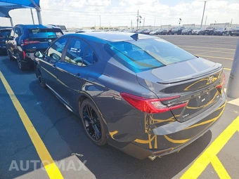 2025 Toyota Camry SE - miniatura 6