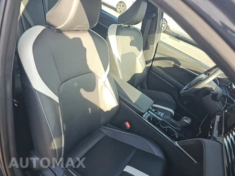 2025 Toyota Camry SE - miniatura 14