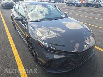 2025 Toyota Camry SE - miniatura 3