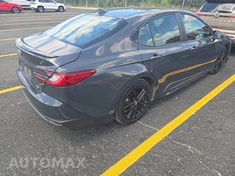 2025 Toyota Camry SE - miniatura 4