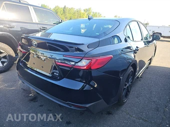 2025 Toyota Camry SE - miniatura 4