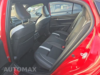 2025 Toyota Camry SE - miniatura 13