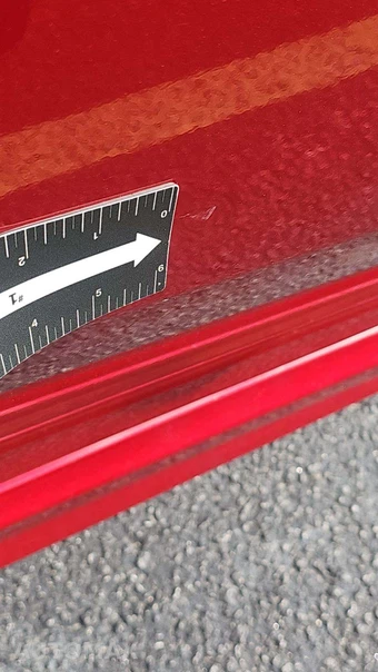 2025 Toyota Camry SE - miniatura 21