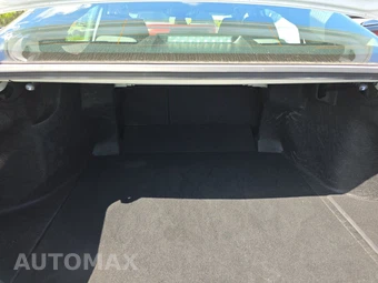 2025 Toyota Camry SE - miniatura 16