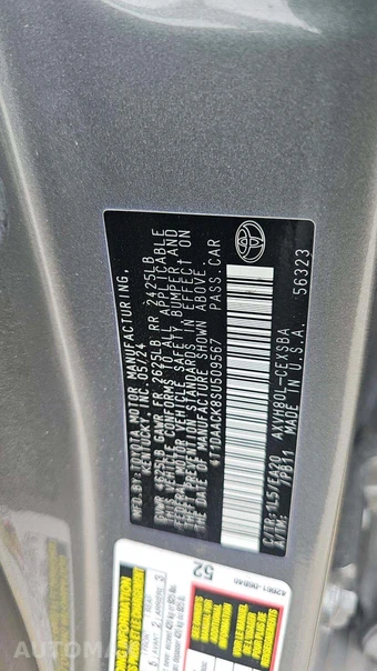 2025 Toyota Camry SE – miniatura 19