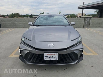 2025 Toyota Camry SE – miniatura 2