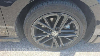 2025 Toyota Camry SE - miniatura 32
