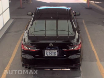 2025 Toyota Camry SE - miniatura 6