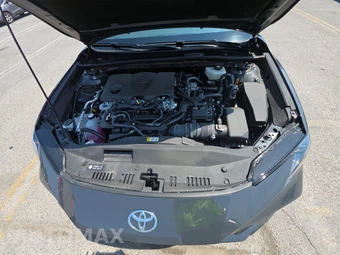 2025 Toyota Camry SE – miniatura 15
