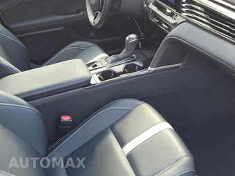 2025 Toyota Camry SE - miniatura 14