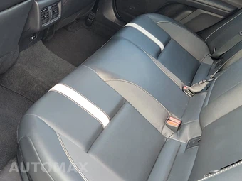 2025 Toyota Camry SE - miniatura 19