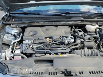 2025 Toyota Camry SE - miniatura 22