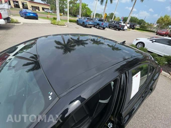 2025 Toyota Camry SE – miniatura 12