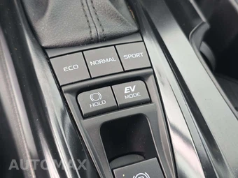 2025 Toyota Camry SE – miniatura 27