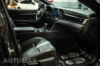 2025 Toyota Camry SE - miniatura 13