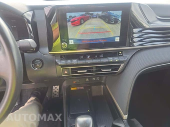 2025 Toyota Camry SE - miniatura 7