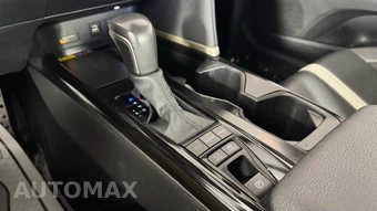 2025 Toyota Camry SE - miniatura 22