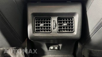 2025 Toyota Camry SE - miniatura 30