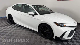 2025 Toyota Camry SE - miniatura 8