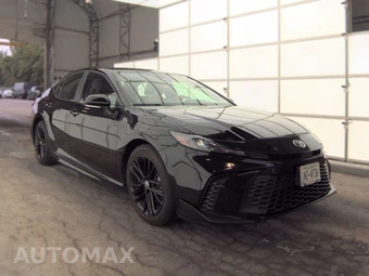2025 Toyota Camry SE - miniatura 3