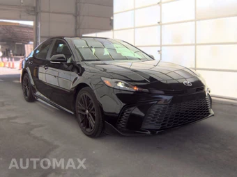 2025 Toyota Camry SE - miniatura 3