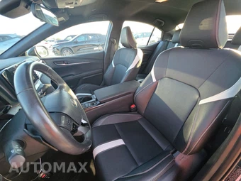 2025 Toyota Camry SE - miniatura 7