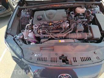 2025 Toyota Camry SE - miniatura 16