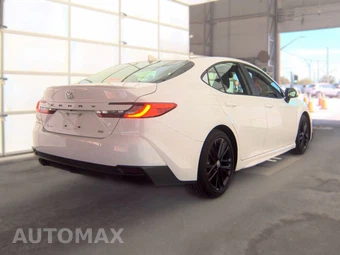 2025 Toyota Camry SE - miniatura 4