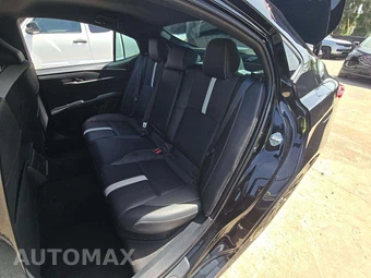 2025 Toyota Camry SE - miniatura 13
