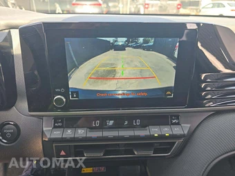 2025 Toyota Camry SE - miniatura 24