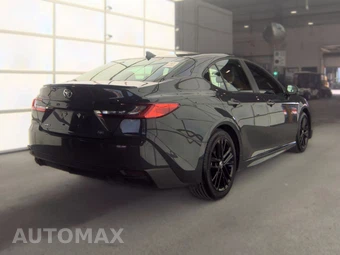 2025 Toyota Camry SE - miniatura 4