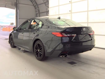 2025 Toyota Camry SE - miniatura 8