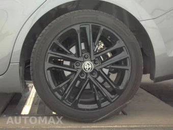 2025 Toyota Camry SE – miniatura 12
