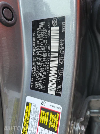 2025 Toyota Camry SE – miniatura 21