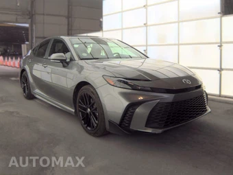 2025 Toyota Camry SE – miniatura 4