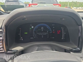 2025 Toyota Camry SE - miniatura 12