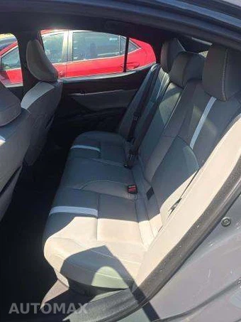 2025 Toyota Camry SE - miniatura 13