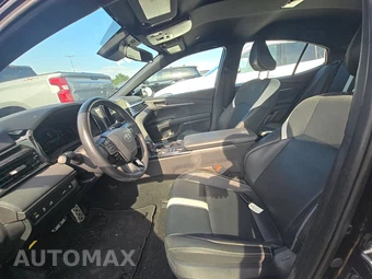2025 Toyota Camry SE - miniatura 13