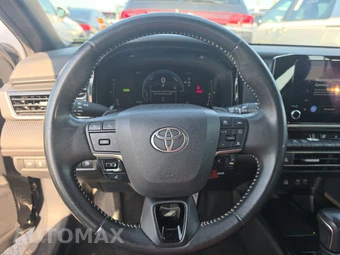 2025 Toyota Camry SE - miniatura 16