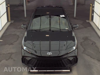 2025 Toyota Camry SE - miniatura 2