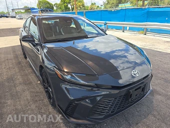 2025 Toyota Camry SE - miniatura 3