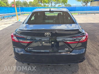 2025 Toyota Camry SE - miniatura 5
