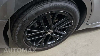 2025 Toyota Camry SE - miniatura 11