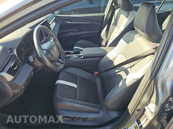 2025 Toyota Camry SE - miniatura 13