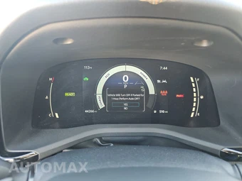2025 Toyota Camry SE - miniatura 18