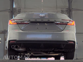 2025 Toyota Camry SE - miniatura 7
