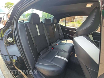 2025 Toyota Camry SE - miniatura 16