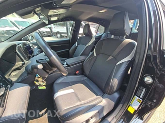 2025 Toyota Camry SE - miniatura 6