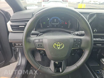 2025 Toyota Camry SE - miniatura 10