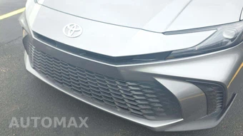 2025 Toyota Camry SE - miniatura 19